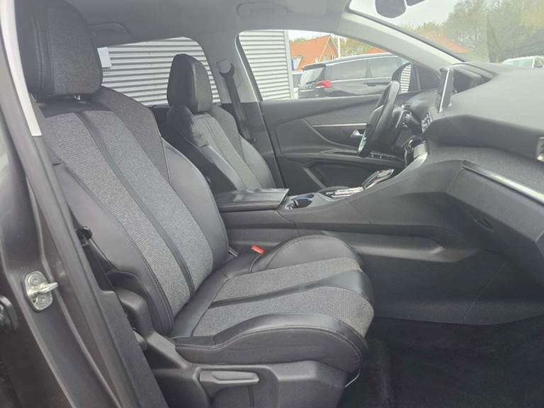 Peugeot 5008 1,6 BlueHDi 120 Allure EAT6 7prs