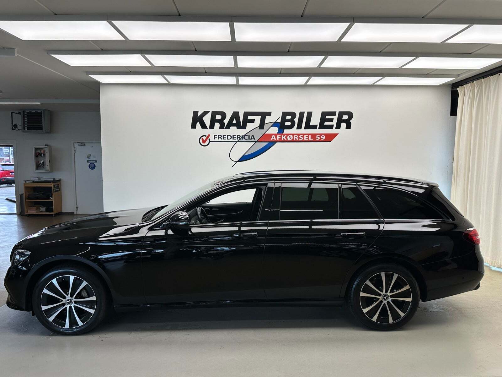 Mercedes E300 de 2,0 stc. aut. 4Matic