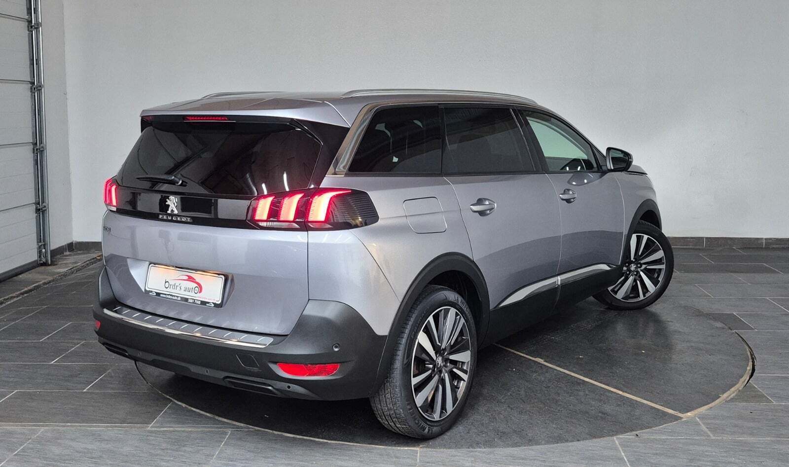 Peugeot 5008 1,2 PureTech 130 Allure EAT8 7prs