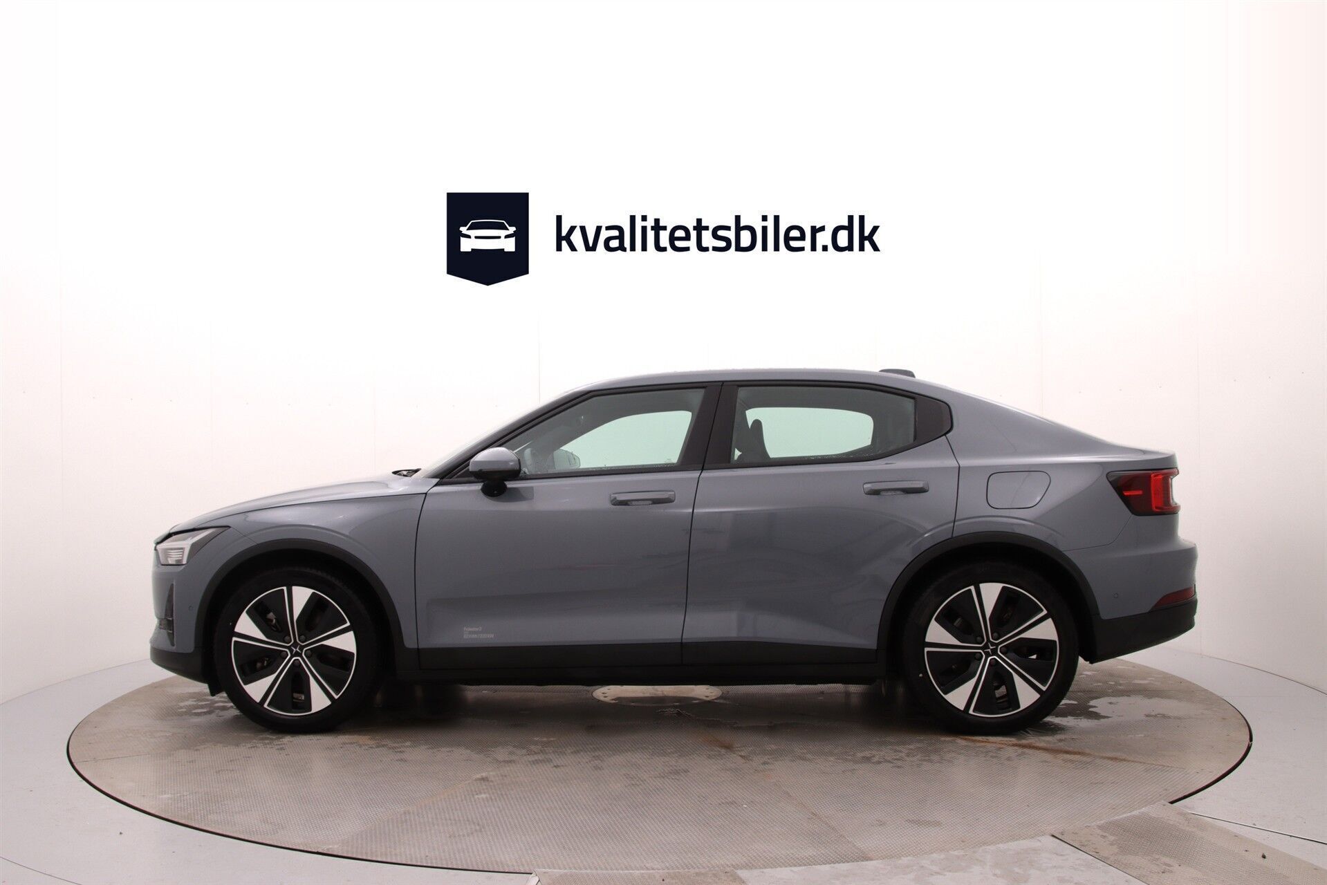 Grå Polestar 2 fra 2024