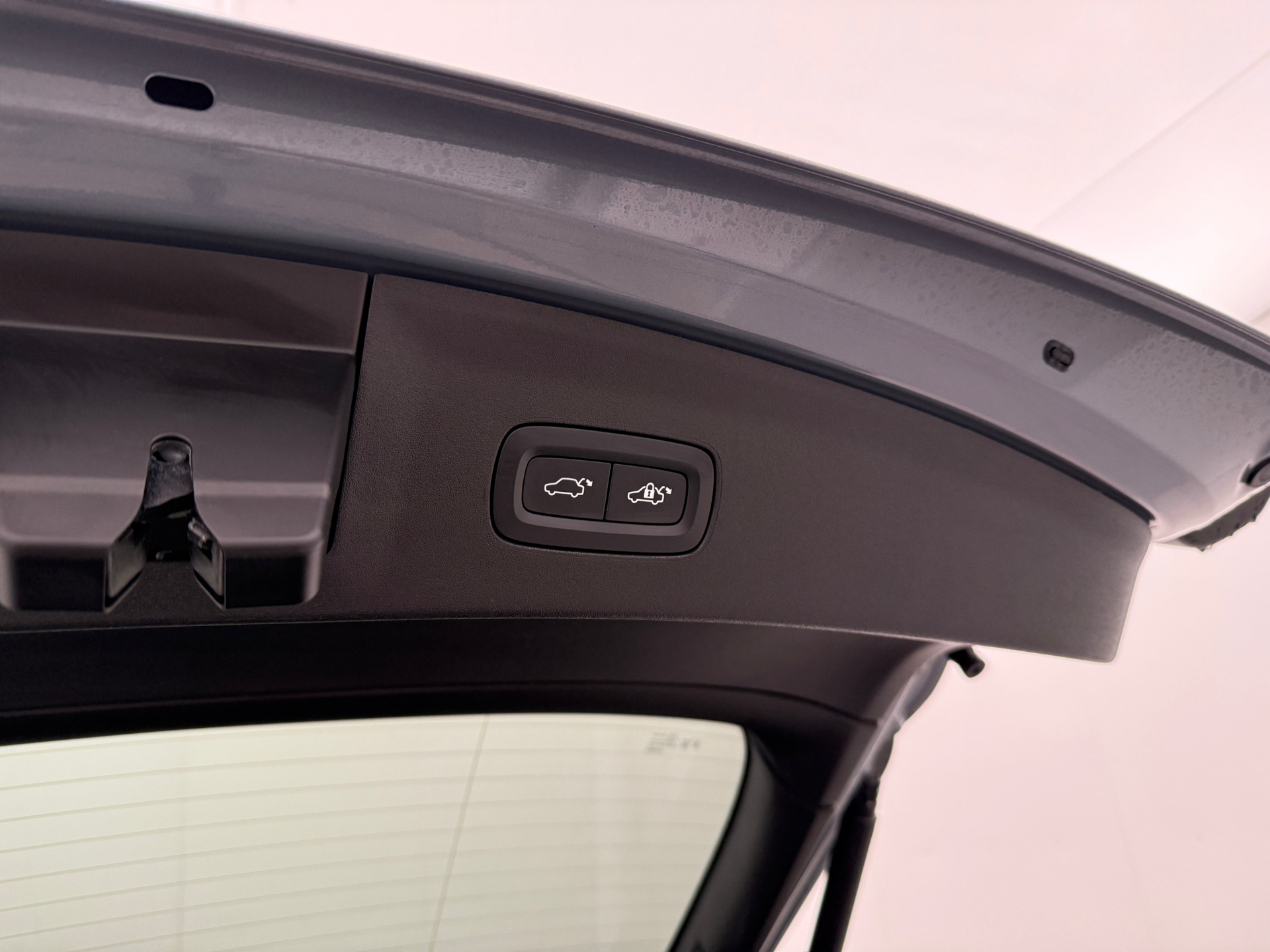 Grå Polestar 2 fra 2024