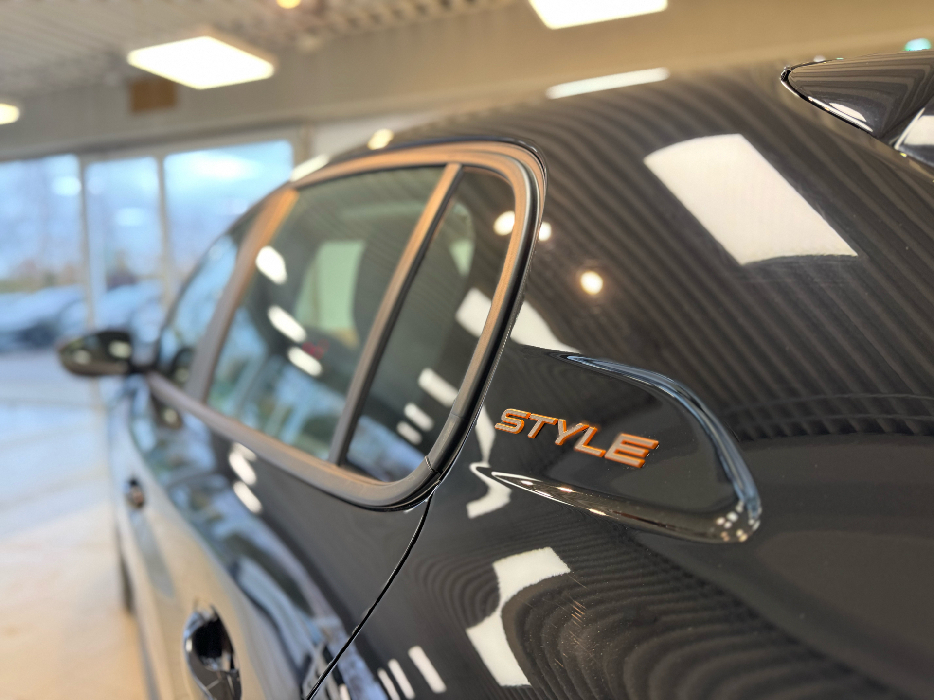 Peugeot e-208 EL Style 136HK 5d Aut.