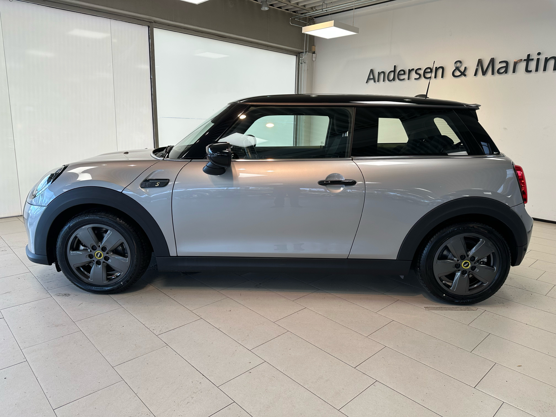 Mini Cooper SE EL Essential 184HK 3d Aut.