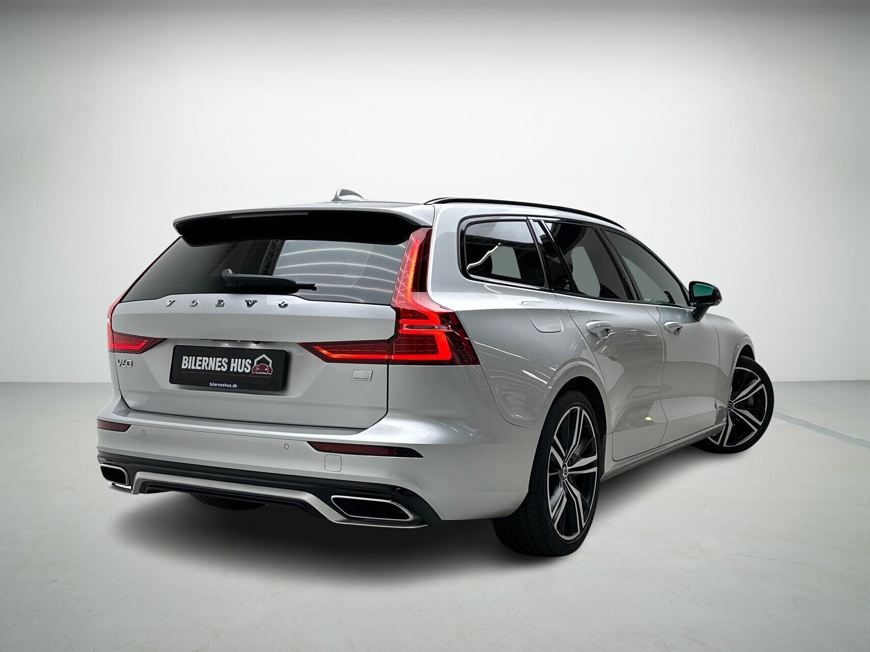 Volvo V60 2,0 T6 Recharge  Plugin-hybrid R-design 340HK Stc 8g Aut.