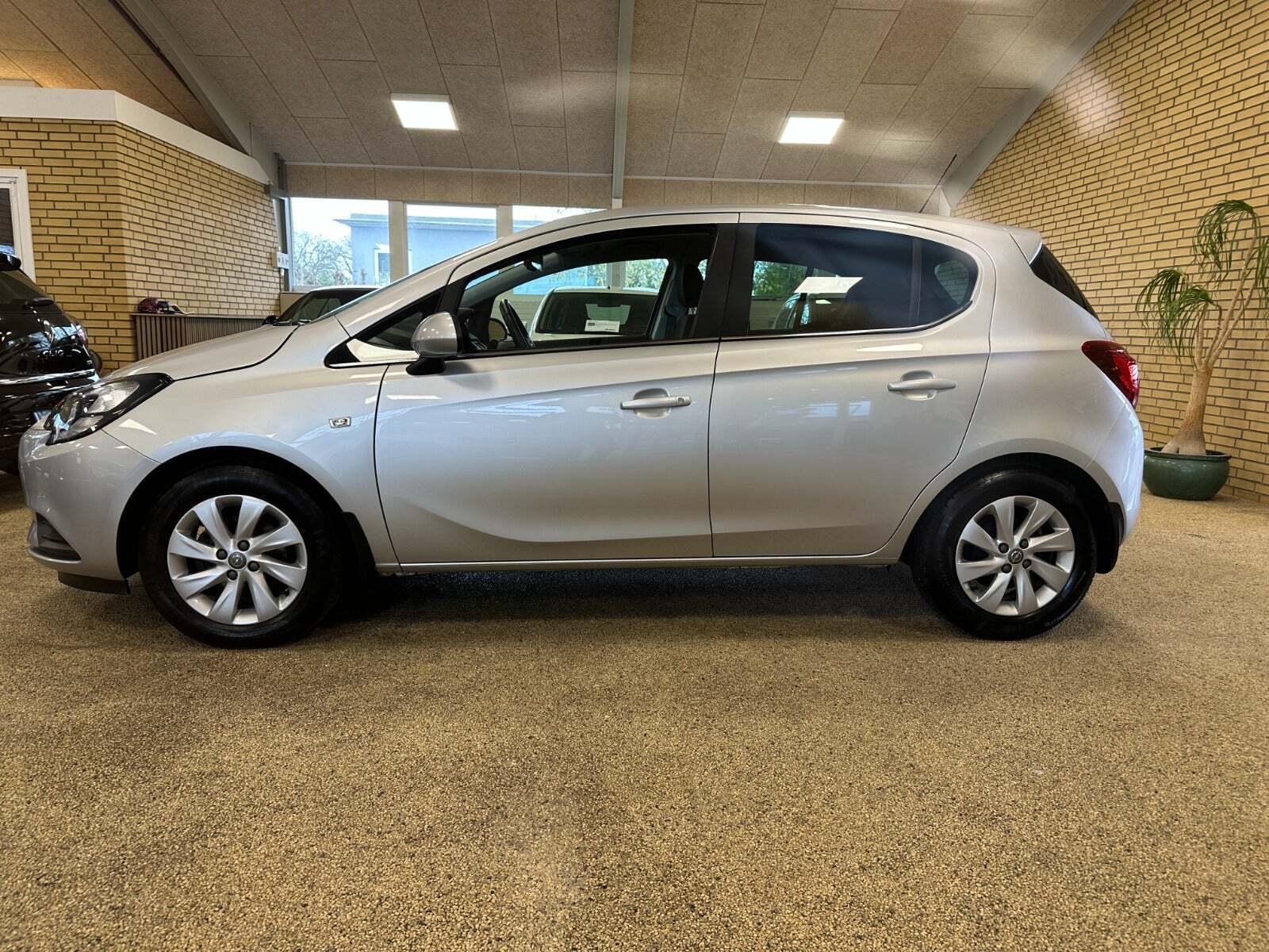 Opel Corsa 1,4 16V Enjoy