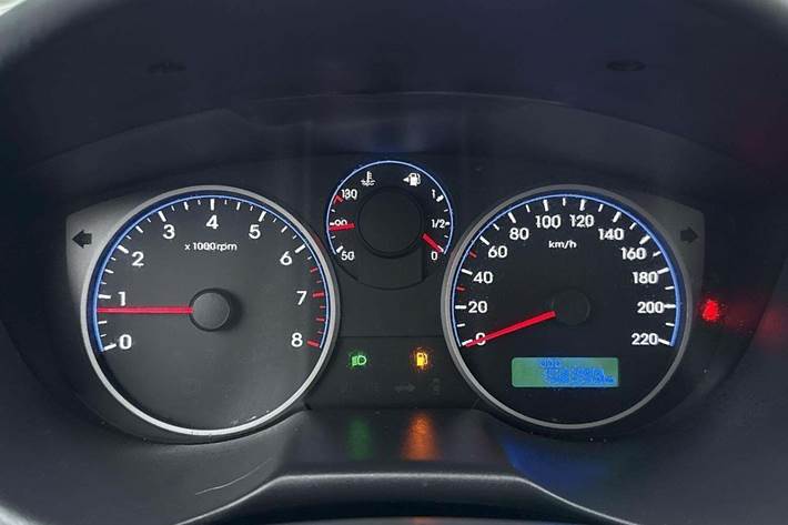 Sort Hyundai i20 fra 2013