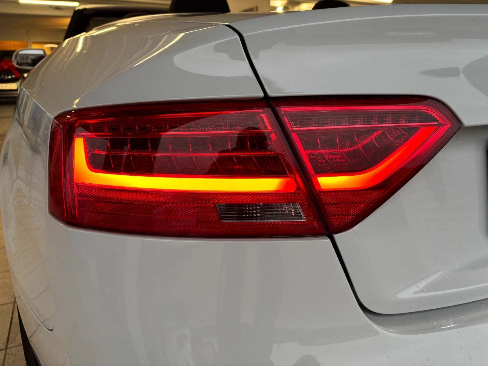 Audi A5 1,8 TFSi 177 S-line Cabriolet Multitr.