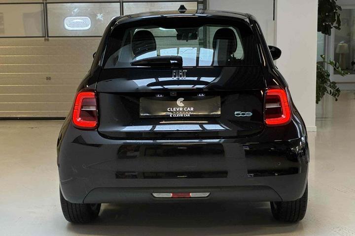 Sort Fiat 500e fra 2021