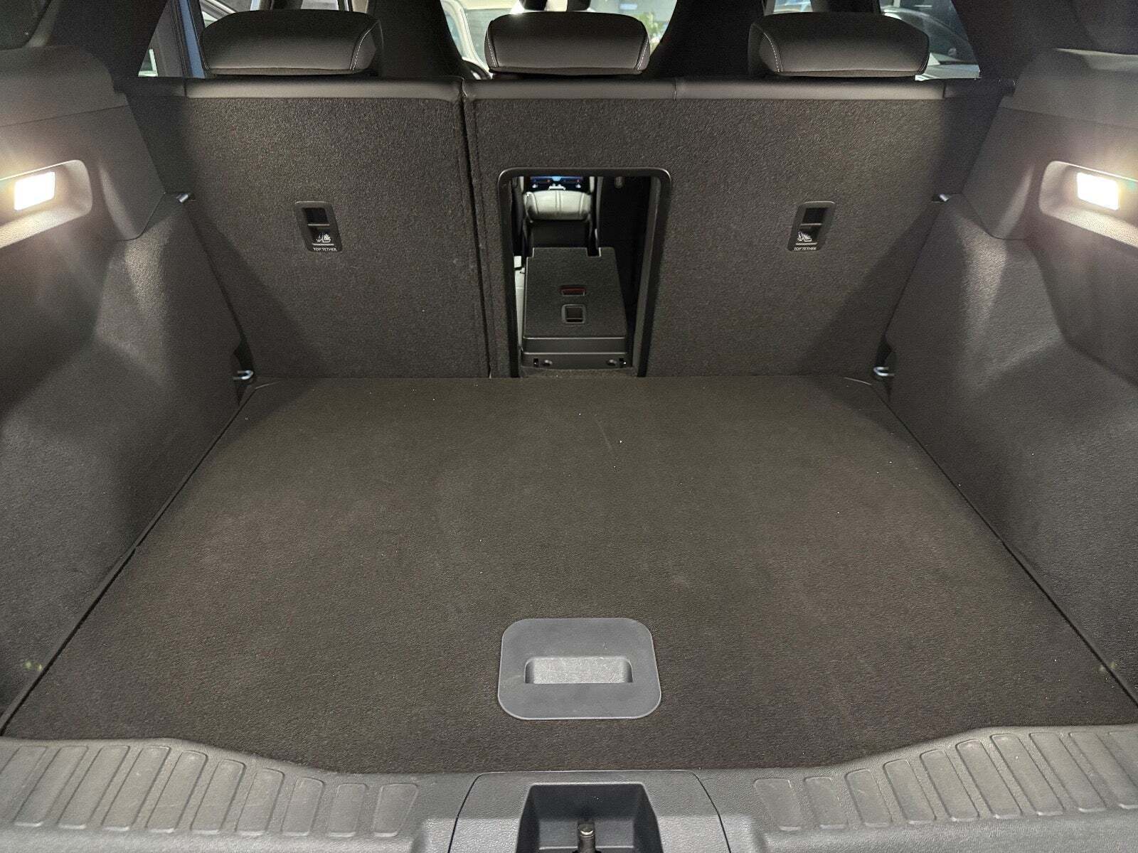 Blå Ford Explorer fra 2024