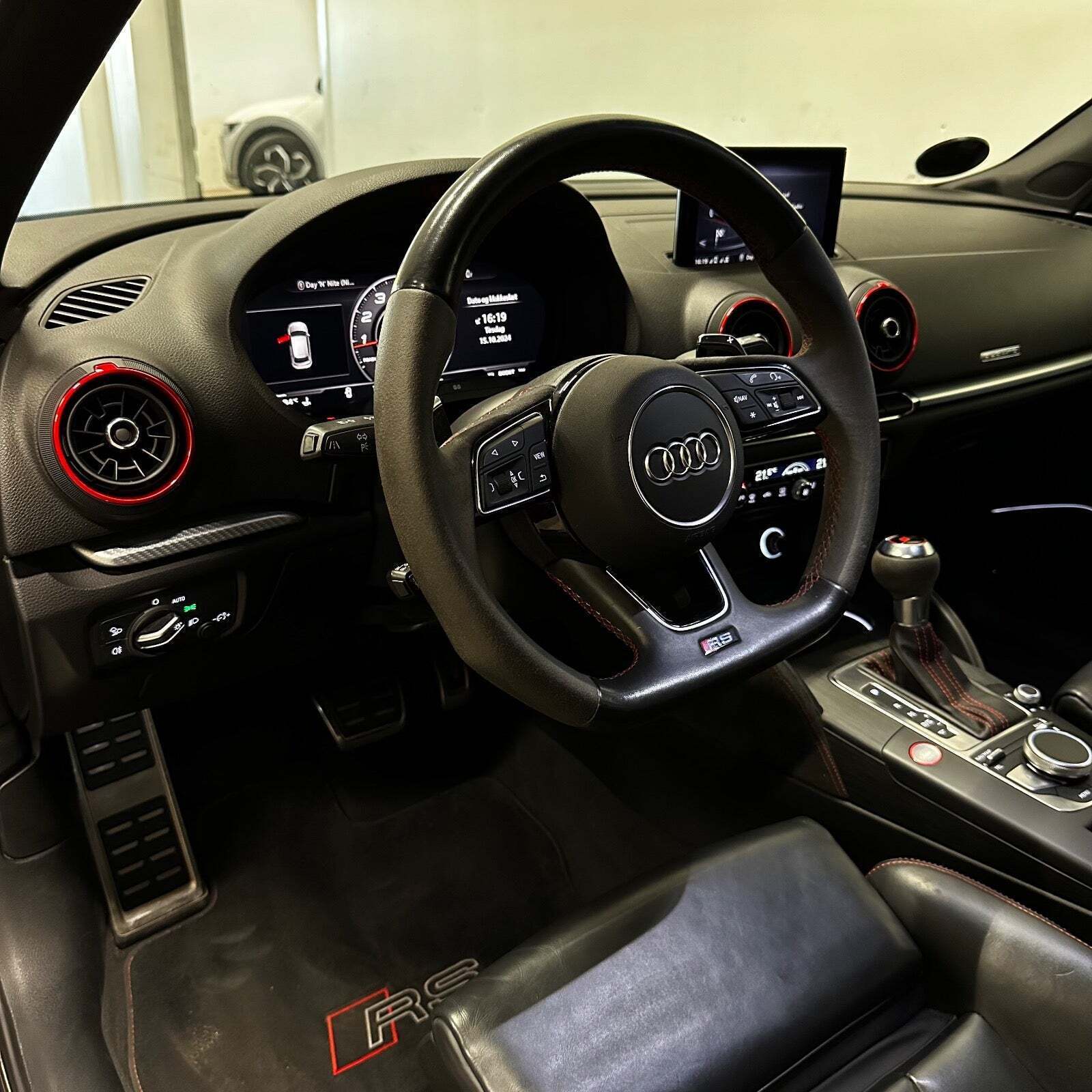 Sort Audi RS3 fra 2018