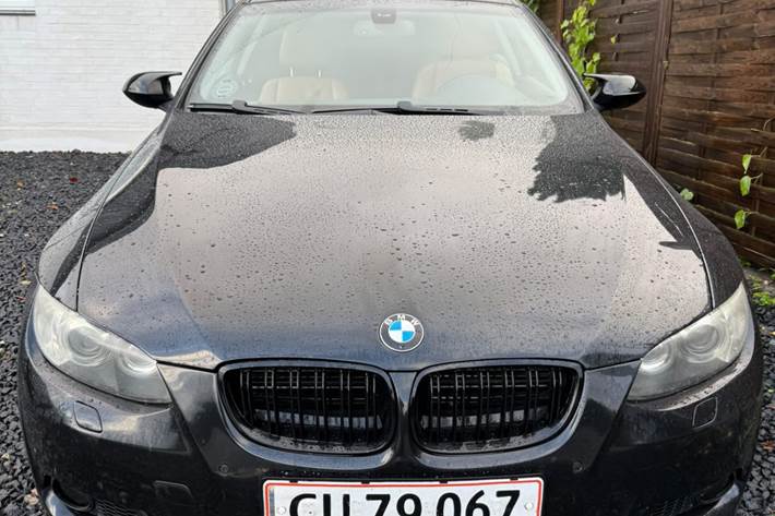 undefined BMW 325 fra 2008