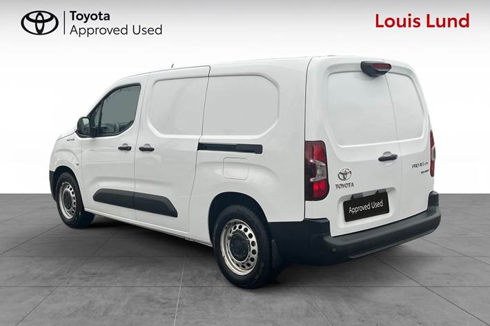 Hvid Toyota Proace City Electric fra 2022