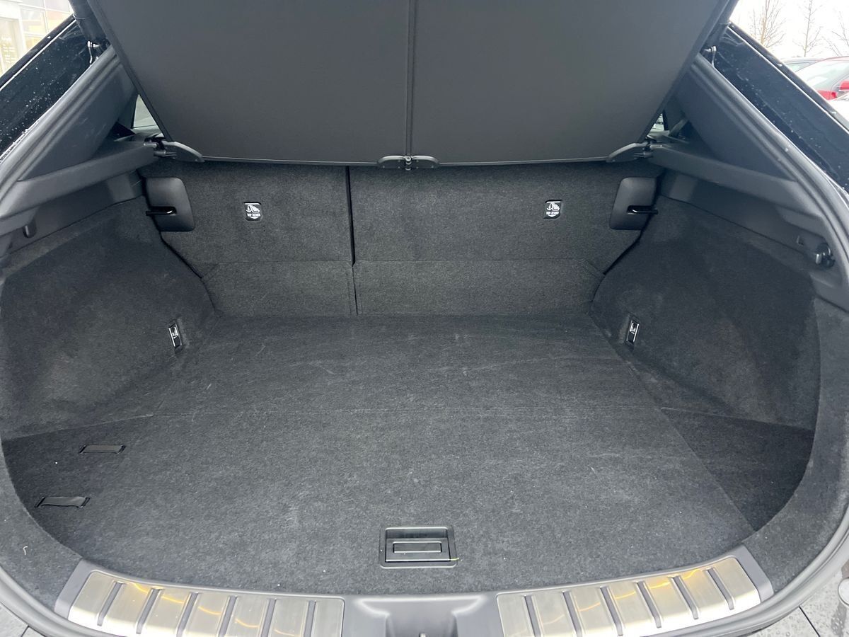 Lexus RZ 450e EL Executive Direct4 313HK 4d Aut.