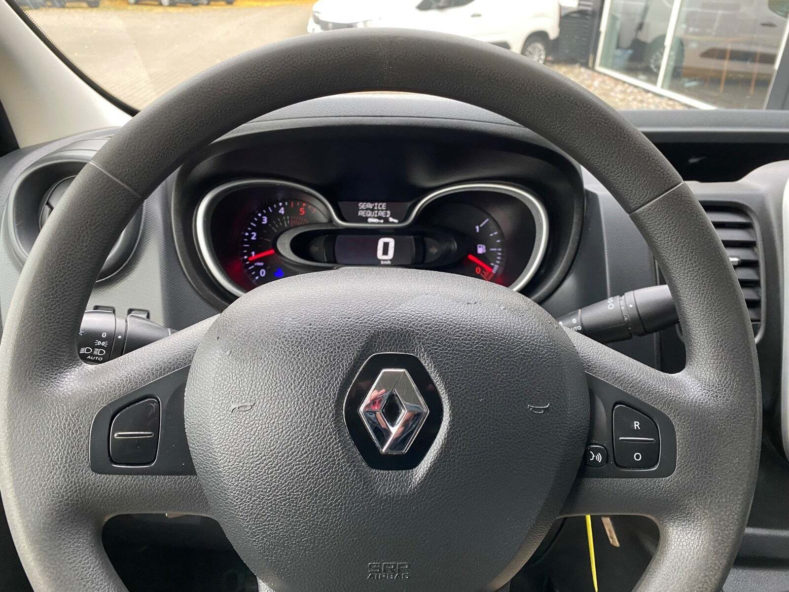 Renault Trafic T29 2,0 dCi 120 L2H1