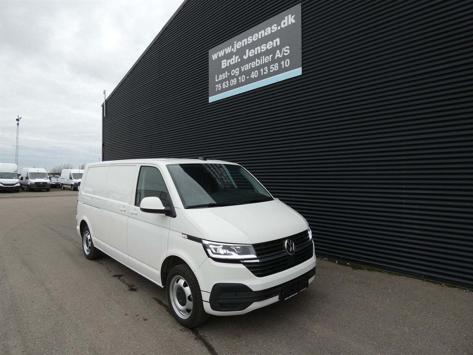 VW Transporter 2,0 TDi 204 Kassevogn DSG lang