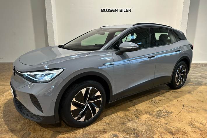 Grå VW ID.4 fra 2022 set udefra