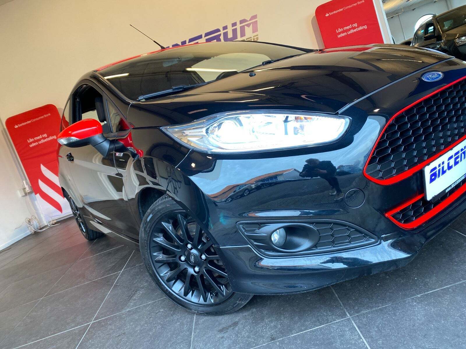 Sort Ford Fiesta fra 2015