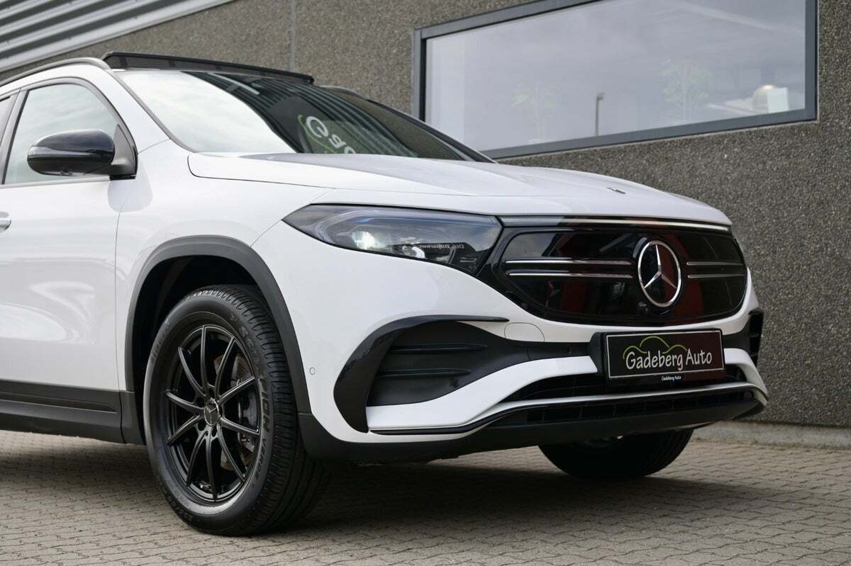 Hvid Mercedes EQA250 fra 2023
