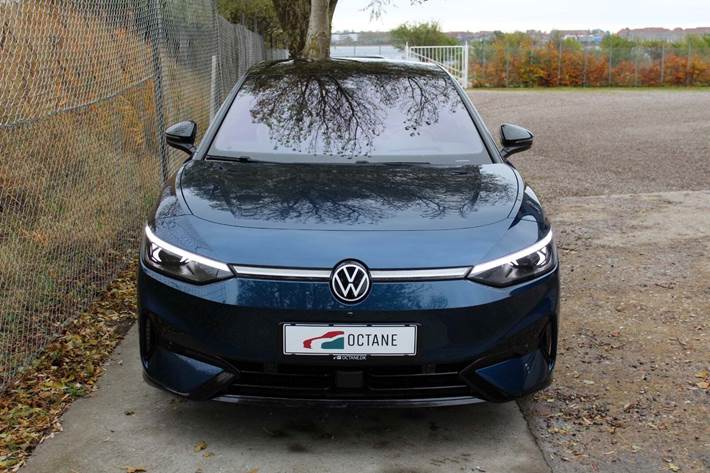 Blå VW ID.7 fra 2024