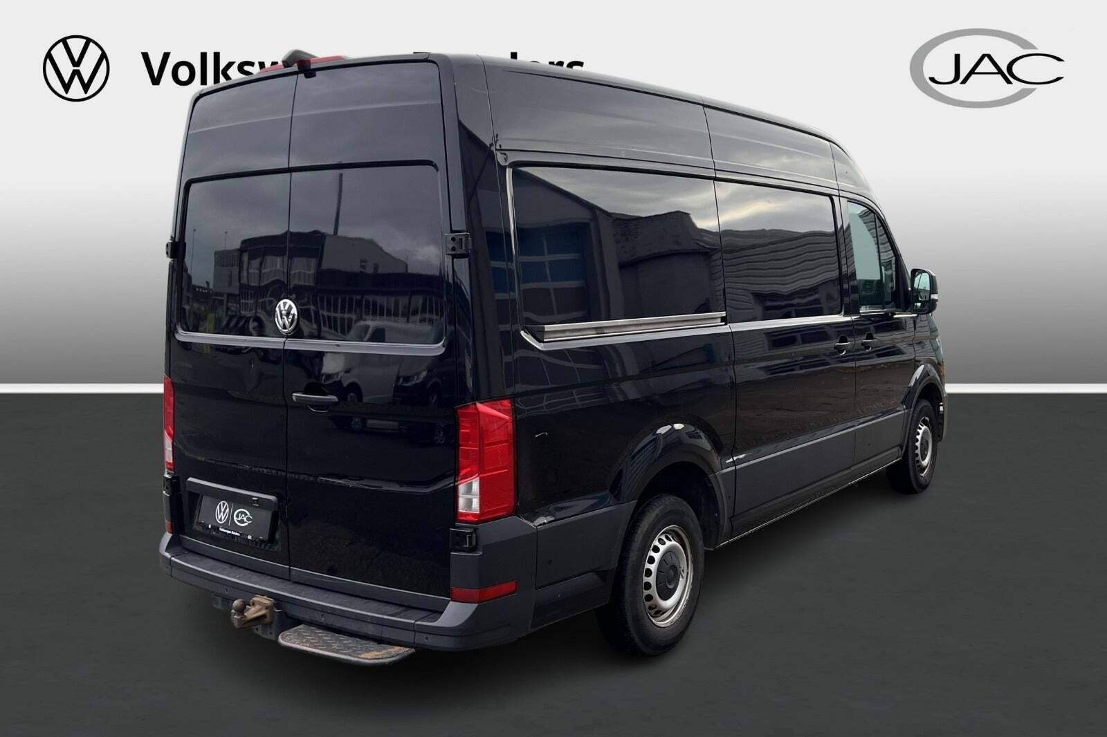 VW Crafter 35 2,0 TDi 177 Kassevogn L3H3 aut.