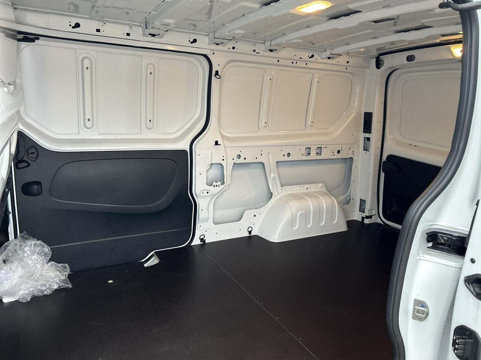 Renault Trafic 2,0 dCi 130 L2H1