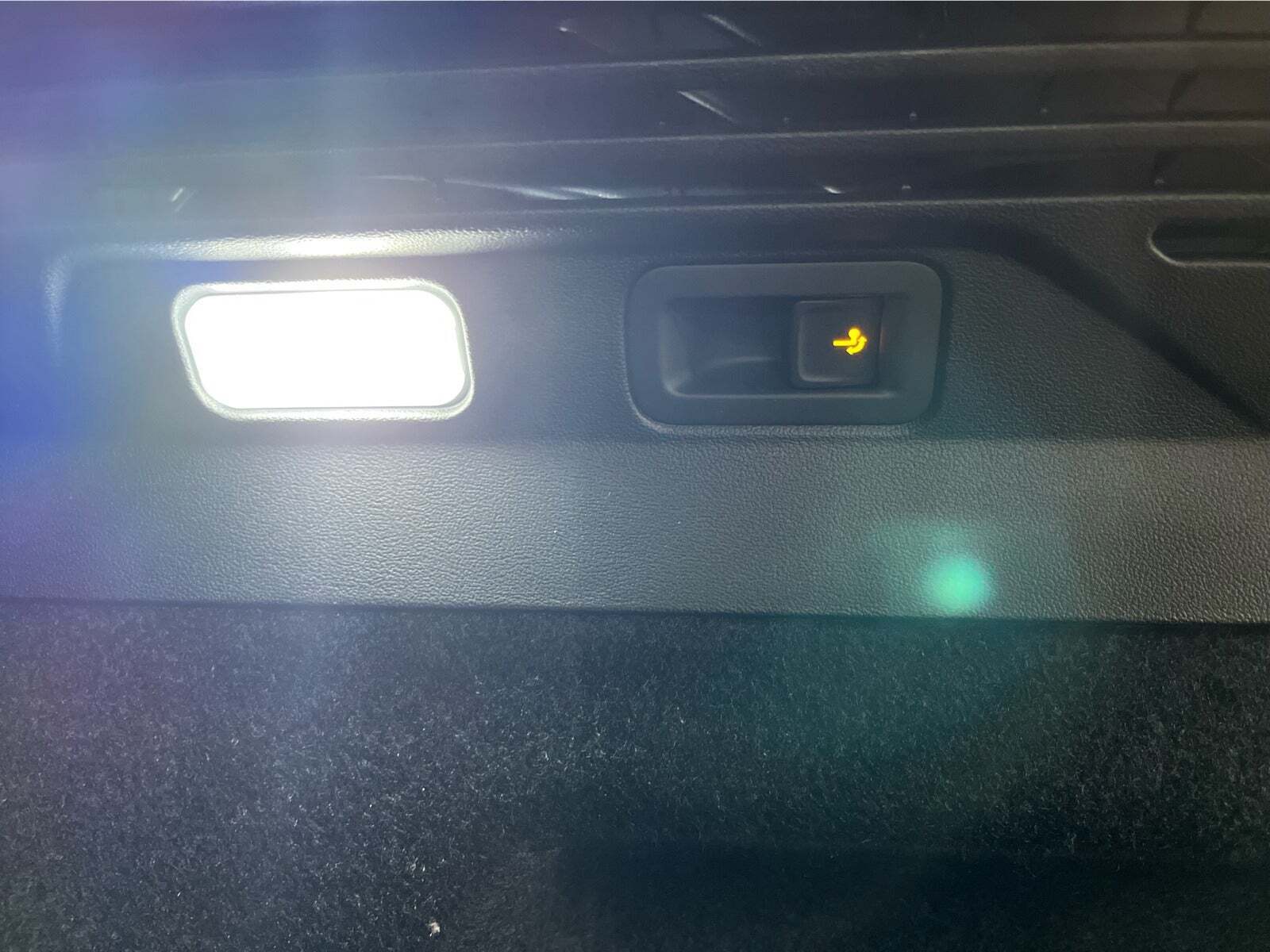 Hvid VW ID.4 fra 2025