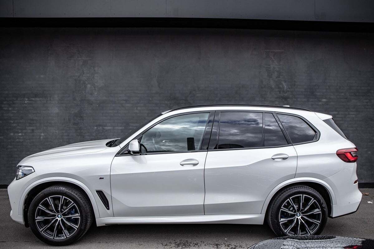 Hvid BMW X5 fra 2019