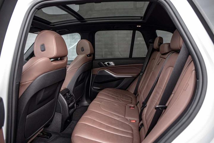 Hvid BMW X5 fra 2019