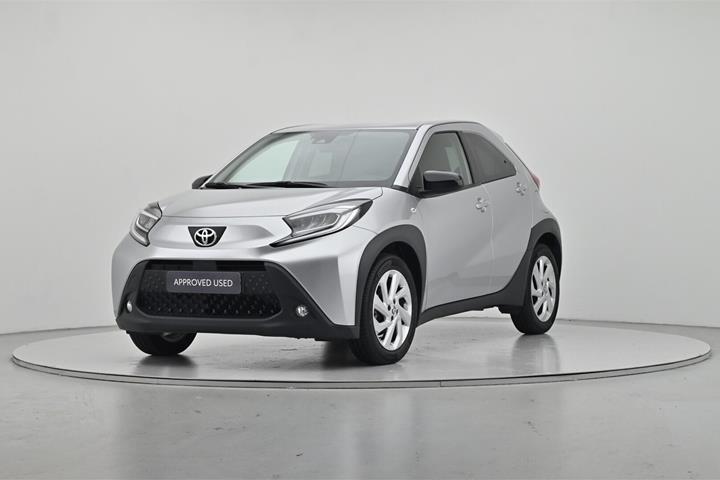 Sølv Toyota Aygo X fra 2023