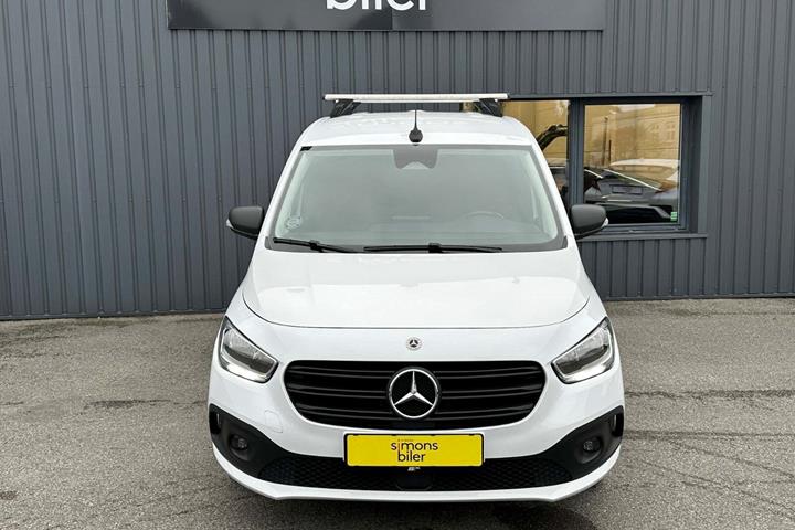 Hvid Mercedes Citan 110 fra 2022