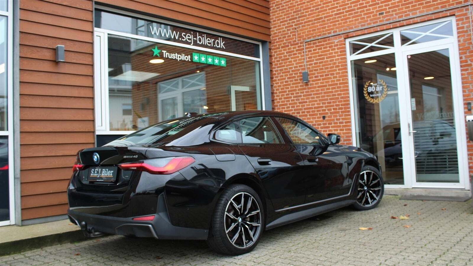 Sort BMW i4 fra 2024