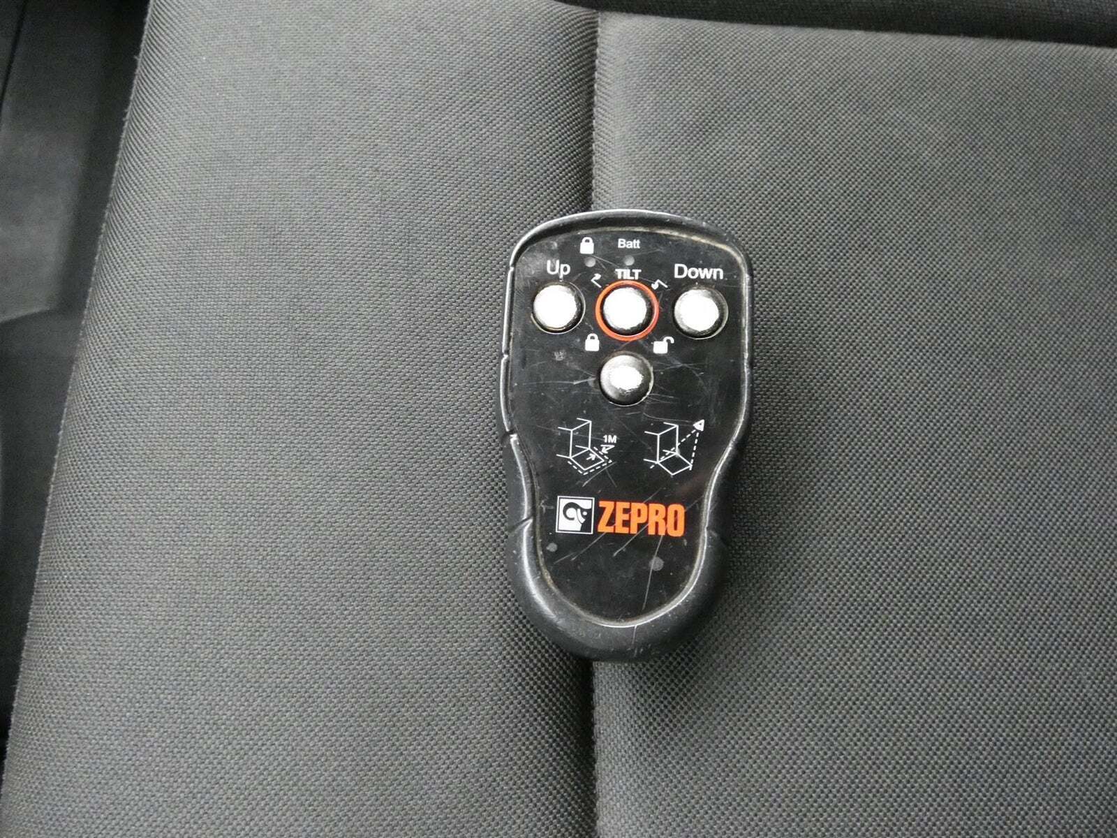 Hvid Mercedes Sprinter 317 fra 2021