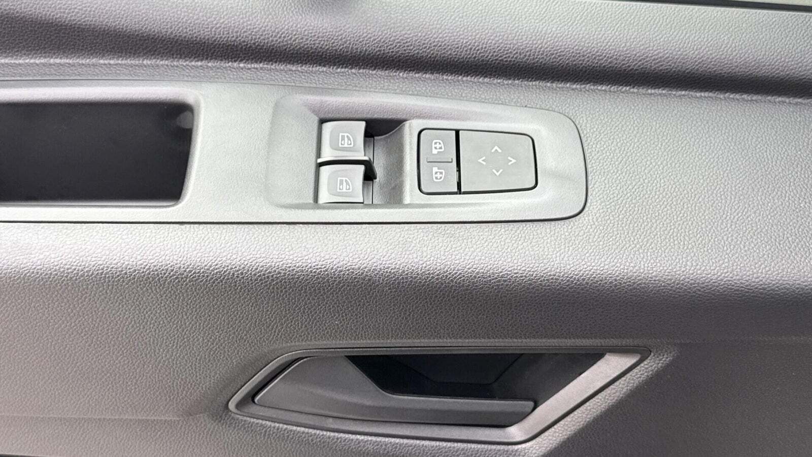 Hvid Renault Master V T35 fra 2025