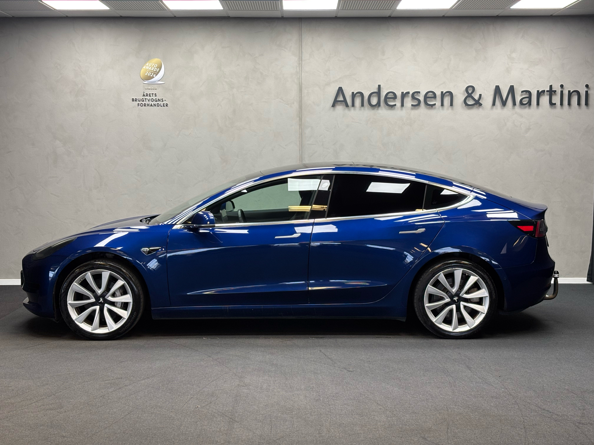 Tesla Model 3 EL Standard Range Plus 258HK Aut.