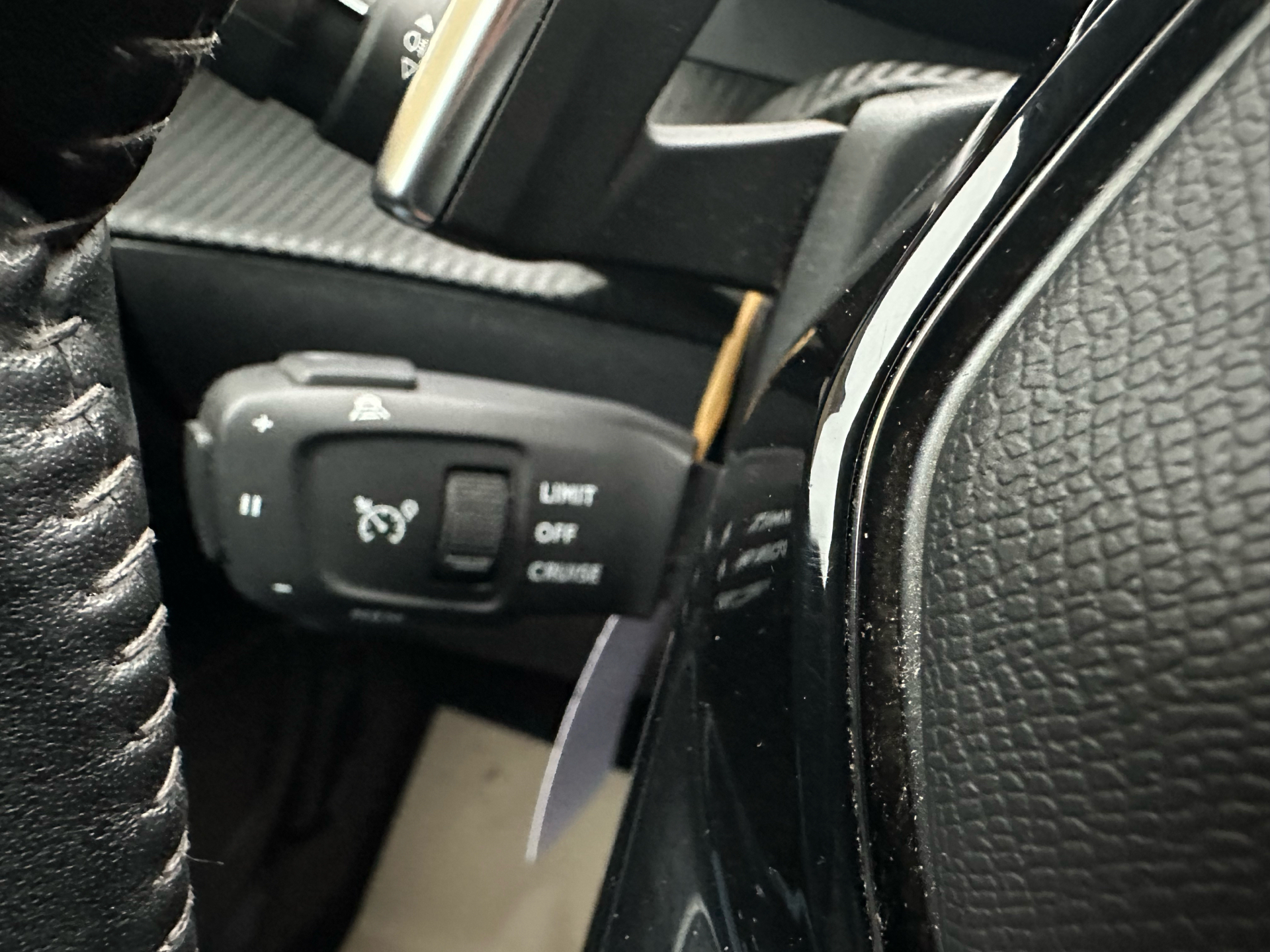 undefined Peugeot 2008 fra 2021