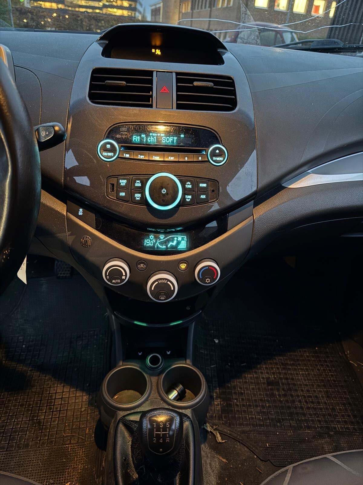 undefined Chevrolet Spark fra 2012