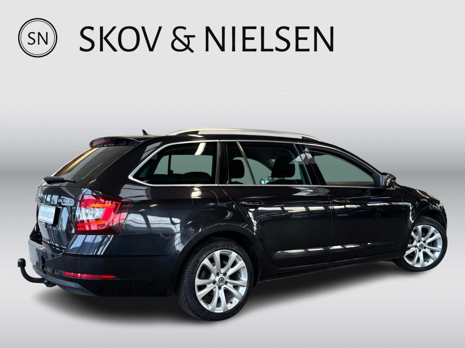 Skoda Octavia 2,0 TDi 150 Business Line+ Celebration Combi DSG