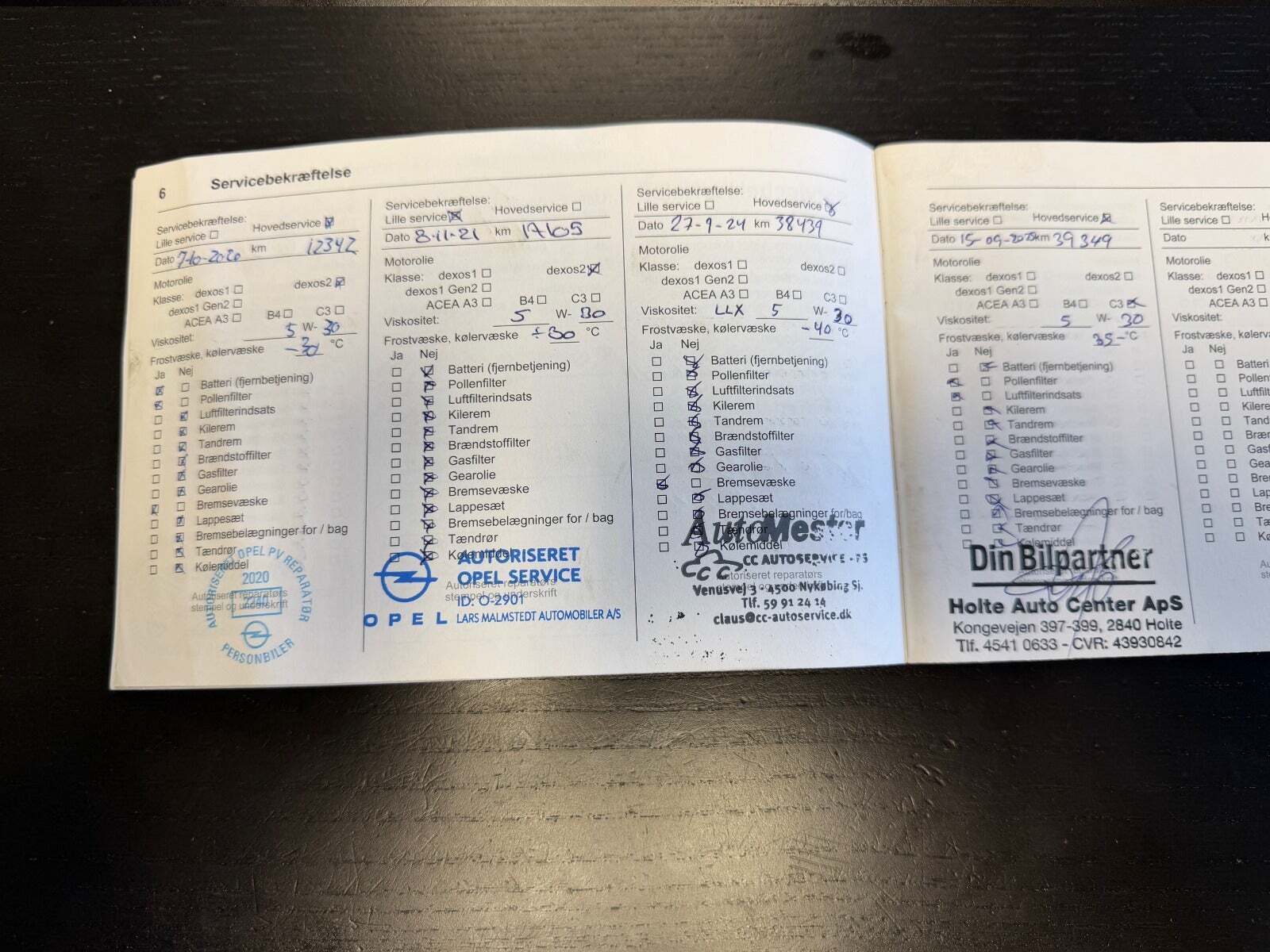 Sølv Opel Corsa fra 2019
