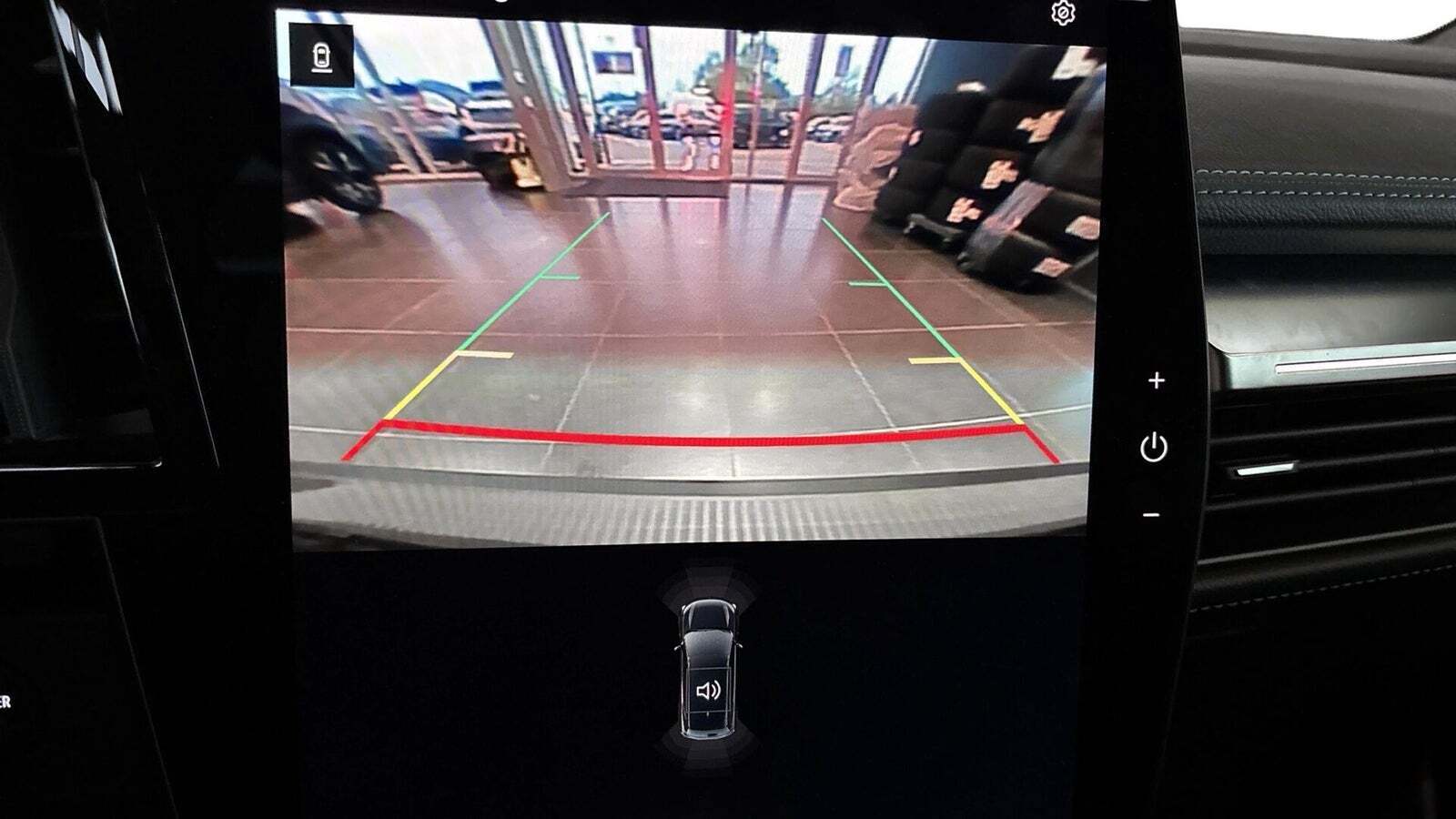 Grå Renault Scenic E-Tech fra 2025