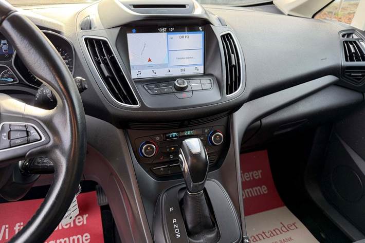 Hvid Ford C-MAX fra 2019