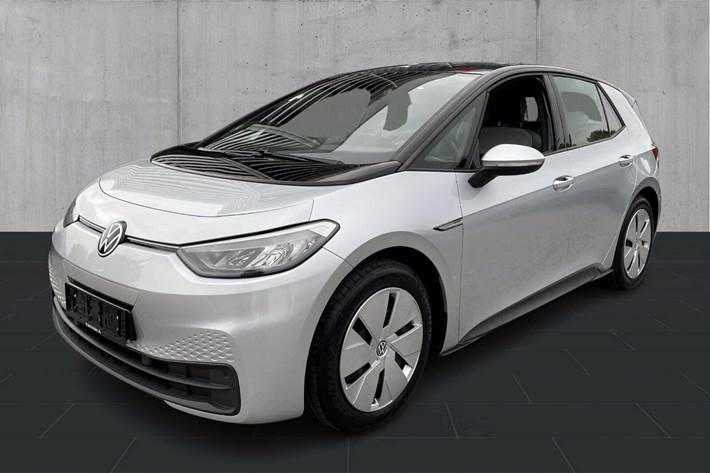 Sølv VW ID.3 fra 2022 set udefra