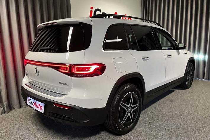 Hvid Mercedes EQB350 fra 2022