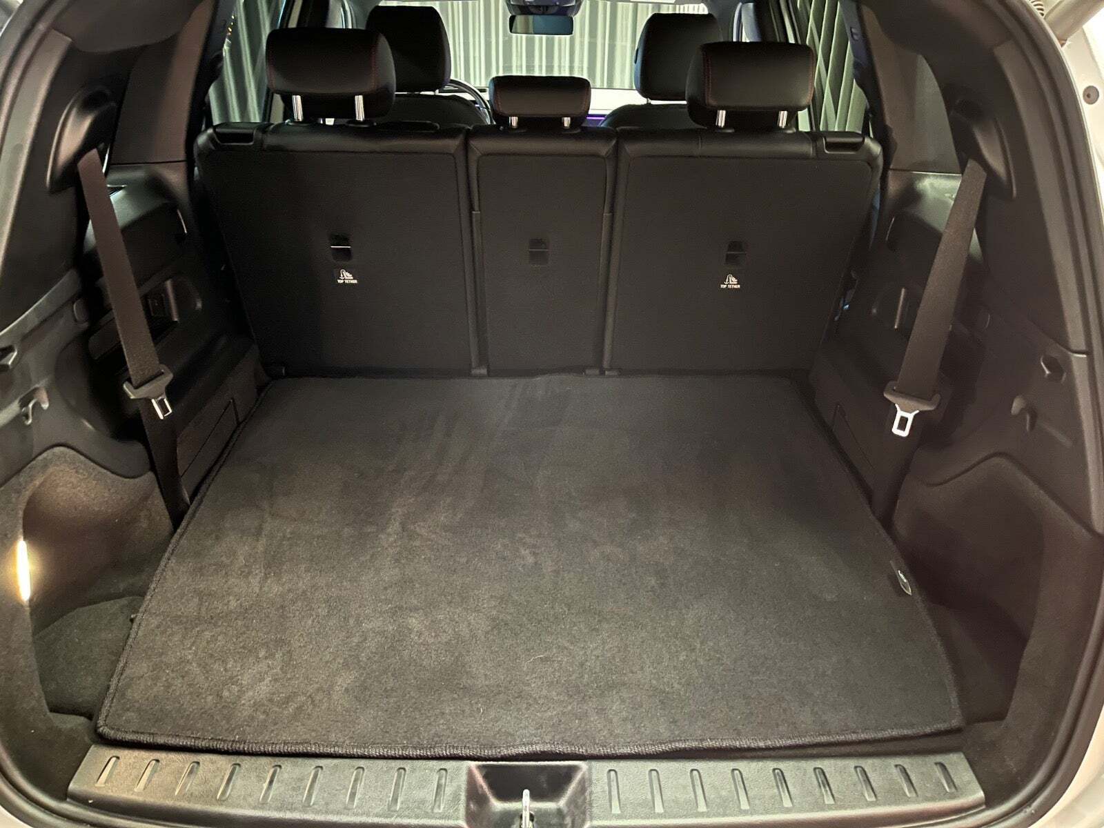 Hvid Mercedes EQB350 fra 2022