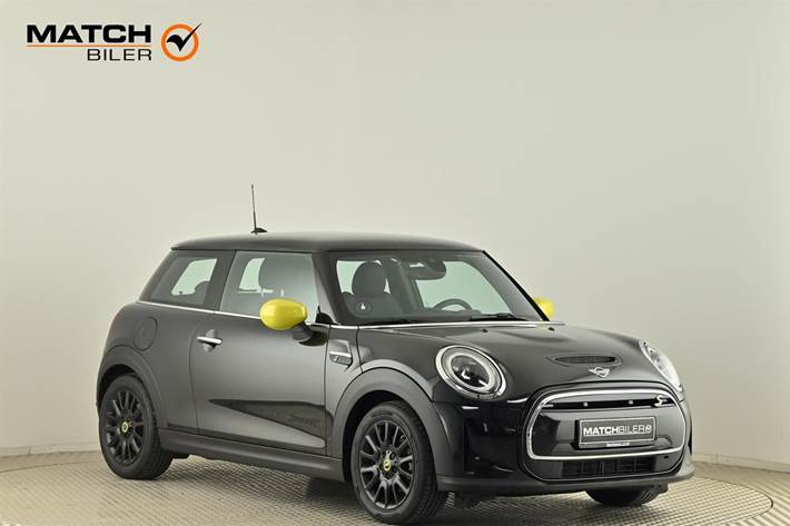 Sort Mini Cooper fra 2023 set udefra