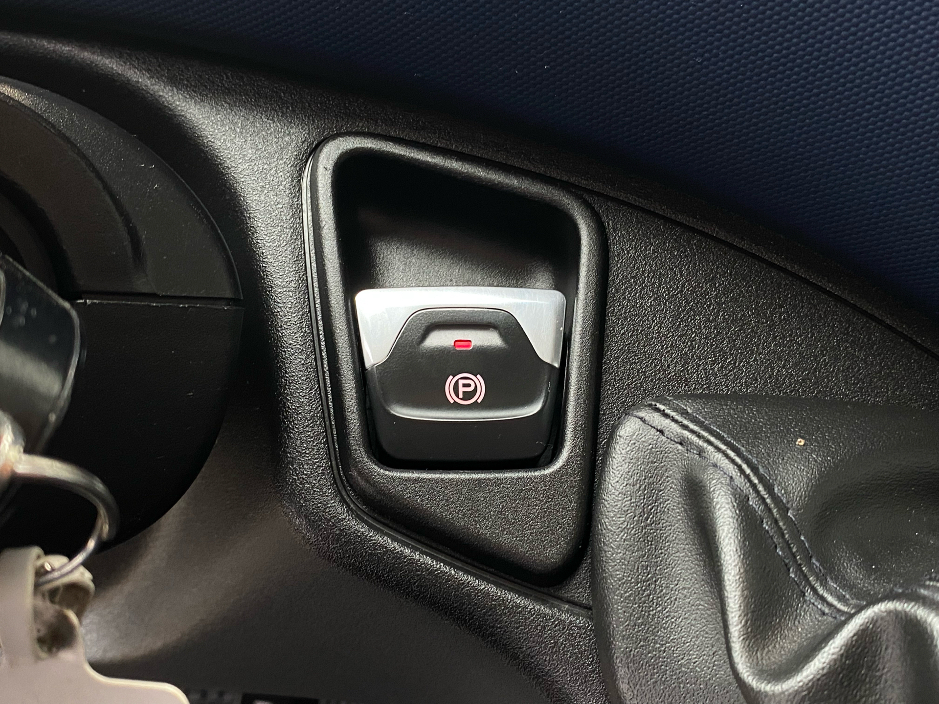 Hvid Iveco Daily fra 2021