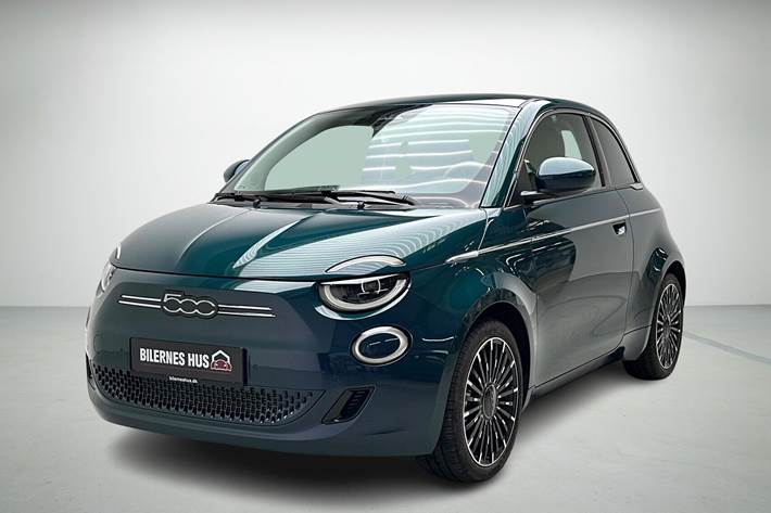 Blå Fiat 500e fra 2025