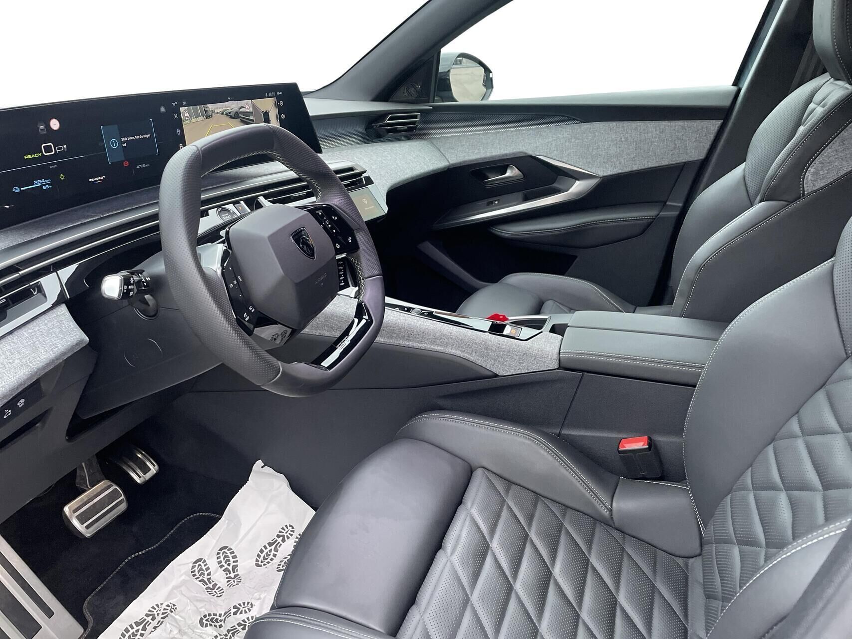 Peugeot e-3008 EL GT 210HK 5d Aut.