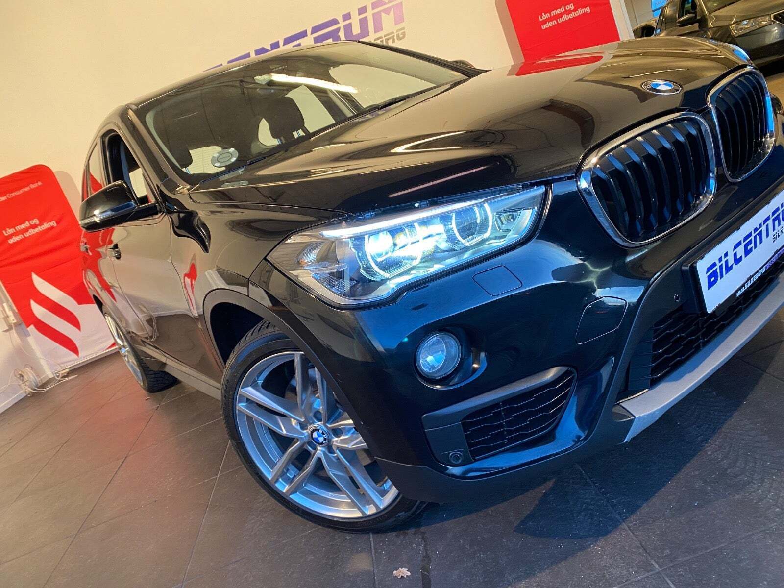 Sort BMW X1 fra 2016