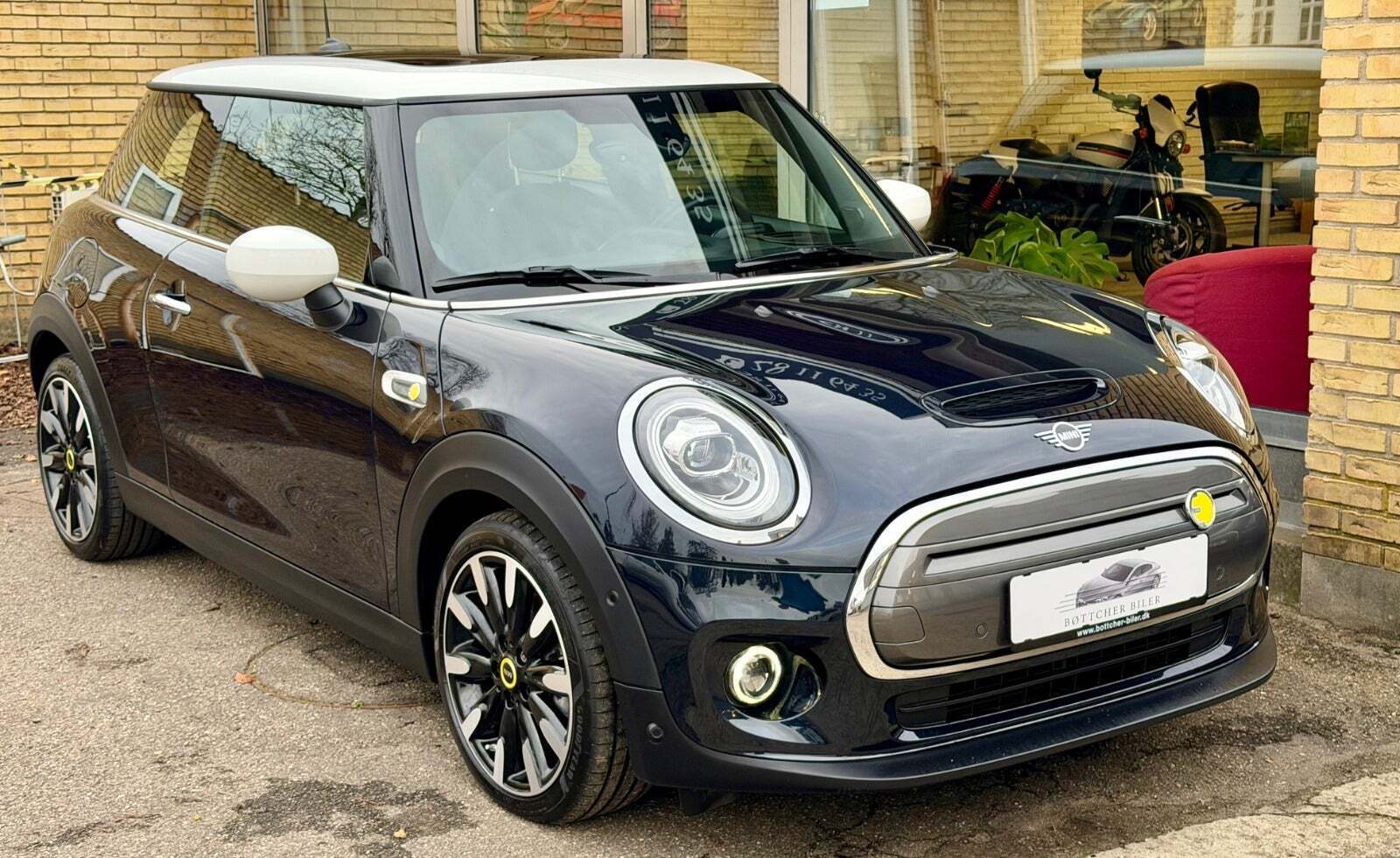 Mini Cooper SE Maximise