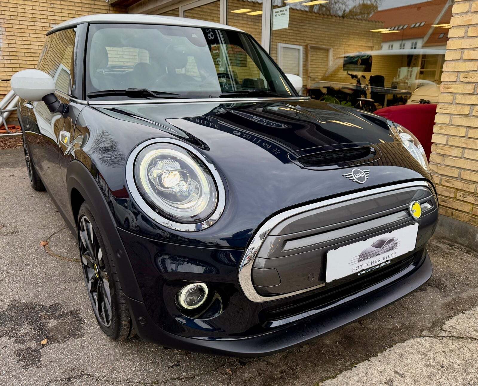 Mini Cooper SE Maximise